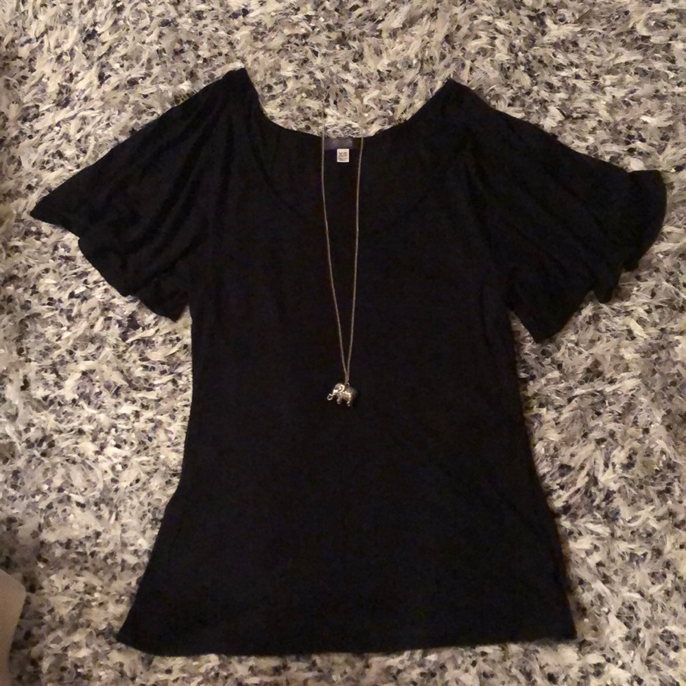NWOT Black flutter sleeve top